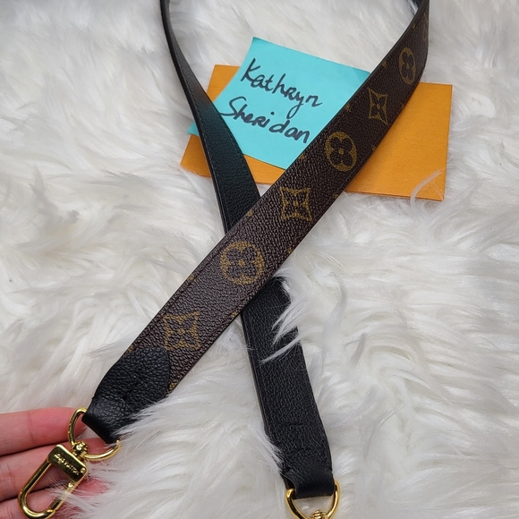 GUC LOUIS VUITTON LV TOURNELLE MONO BLACK STRAP - Picture 7 of 10